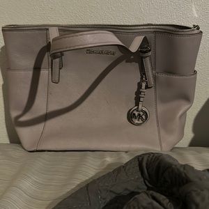 Michael Kors tote jet